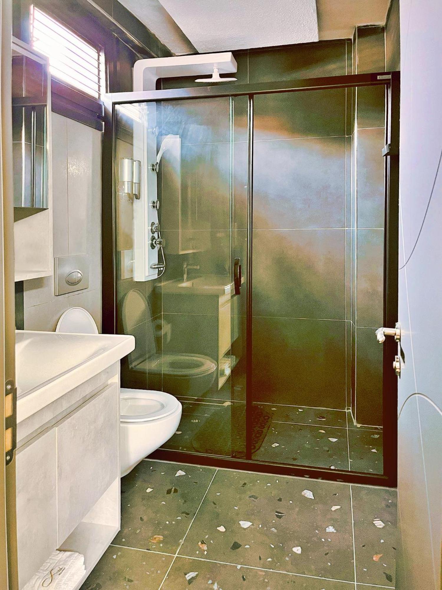 1314 Suite Hotel Istanbul Arnavutkoy Buitenkant foto