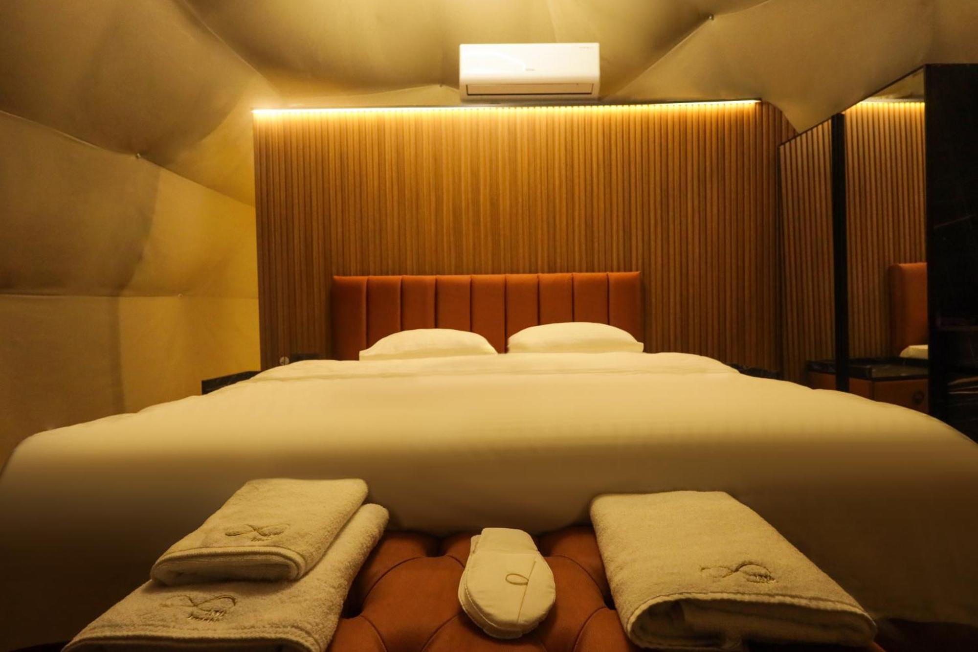 1314 Suite Hotel Istanbul Arnavutkoy Buitenkant foto