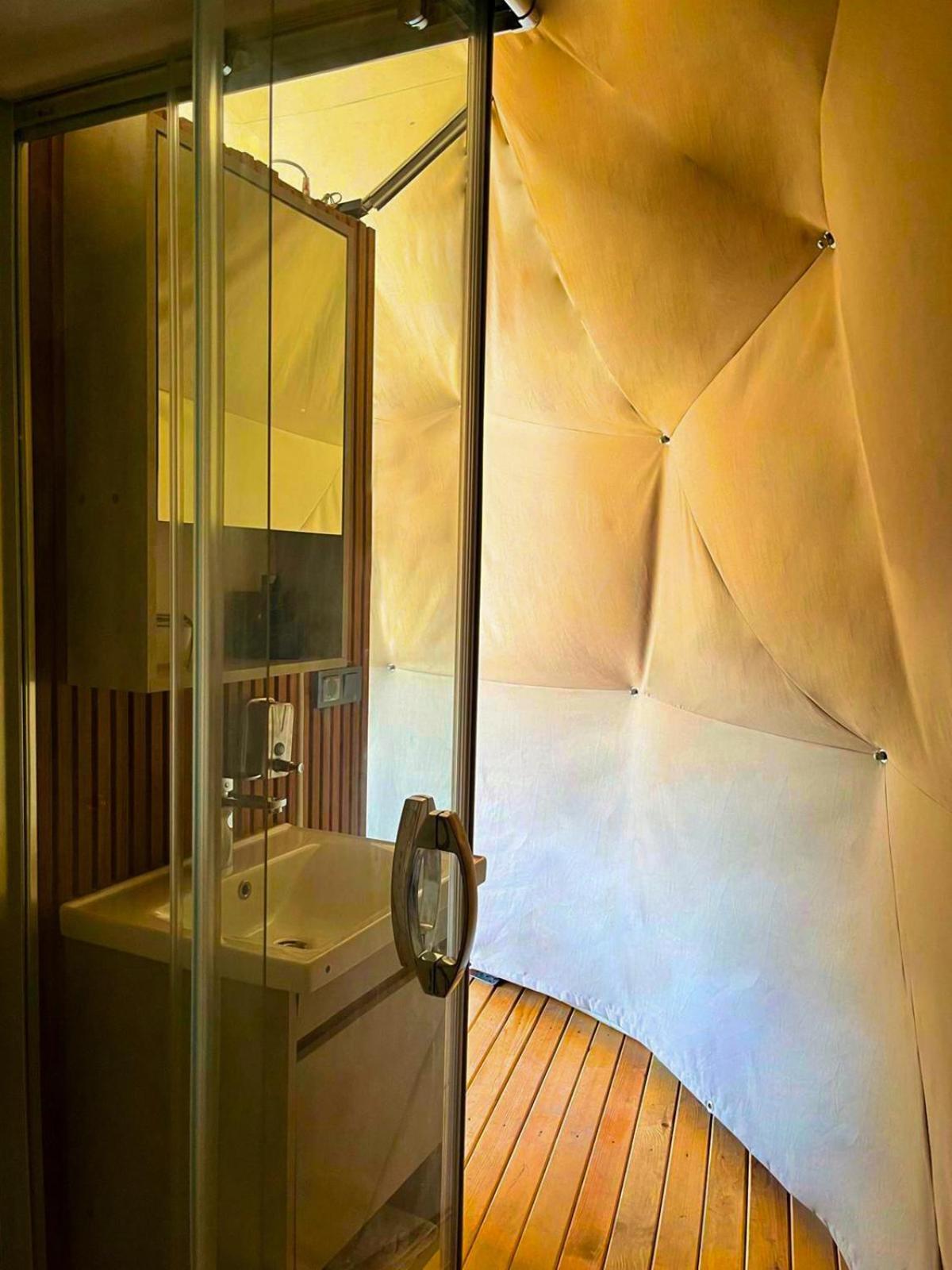 1314 Suite Hotel Istanbul Arnavutkoy Buitenkant foto